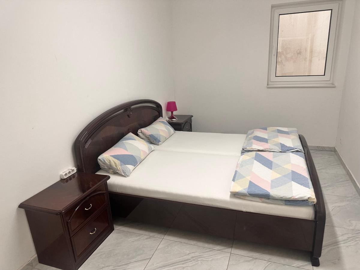 Fully Equipped Apartment 3 Rooms 5 Bed ฮัมบูร์ก ภายนอก รูปภาพ