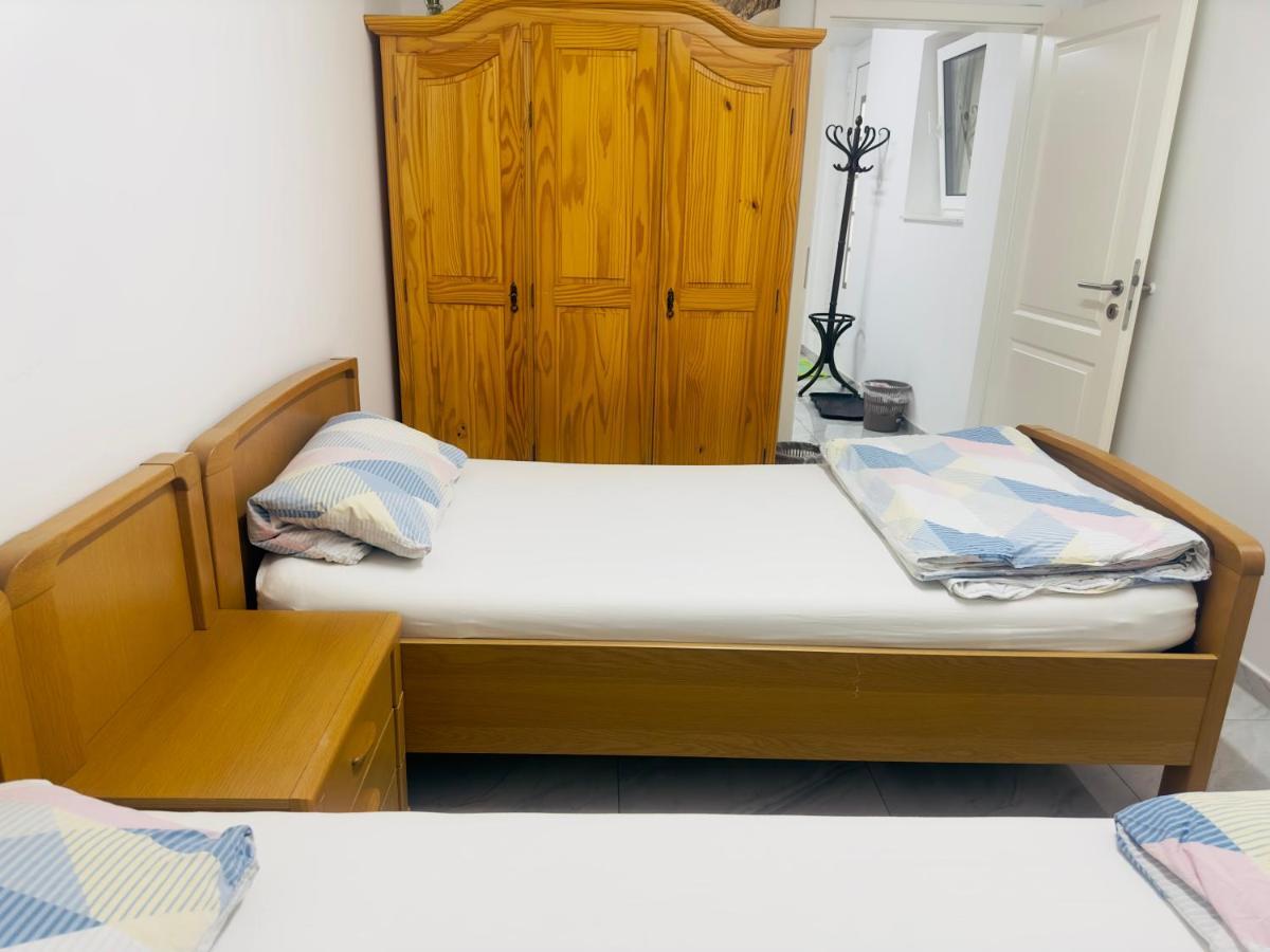 Fully Equipped Apartment 3 Rooms 5 Bed ฮัมบูร์ก ภายนอก รูปภาพ